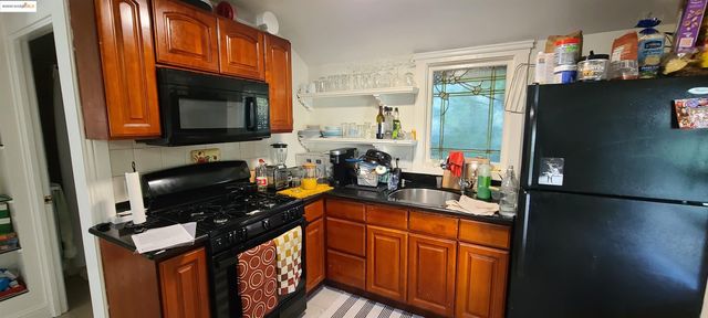 2825 Market St, Oakland, CA 94608