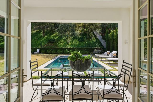 25500 Prado De Las Bellotas, Calabasas, CA 91302