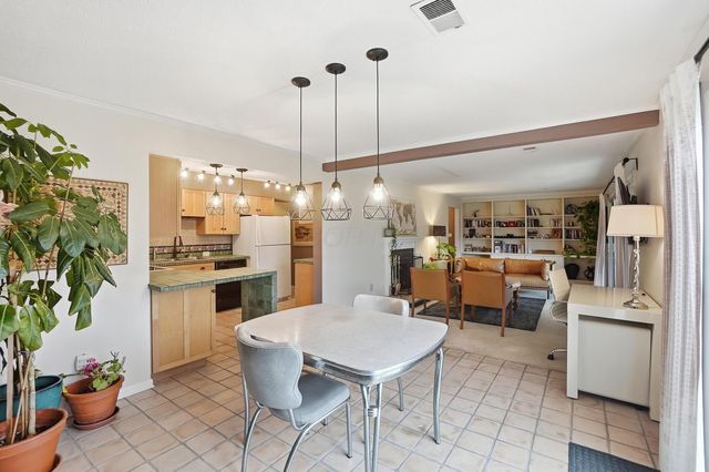 1404 Lake Shore Drive, C, Columbus, OH 43204