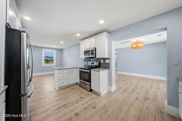 1719 Old Folkstone Road, Sneads Ferry, NC 28460