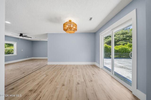 1719 Old Folkstone Road, Sneads Ferry, NC 28460