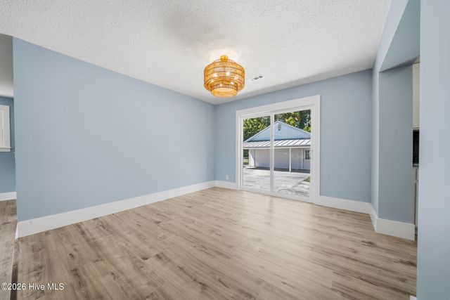 1719 Old Folkstone Road, Sneads Ferry, NC 28460
