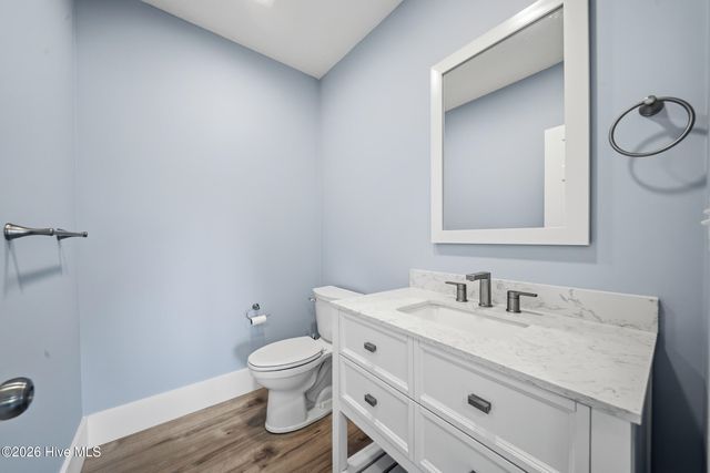 1719 Old Folkstone Road, Sneads Ferry, NC 28460