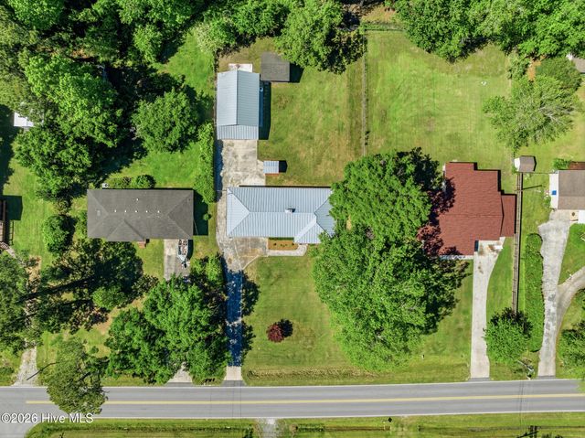 1719 Old Folkstone Road, Sneads Ferry, NC 28460