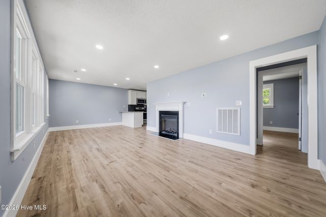 1719 Old Folkstone Road, Sneads Ferry, NC 28460