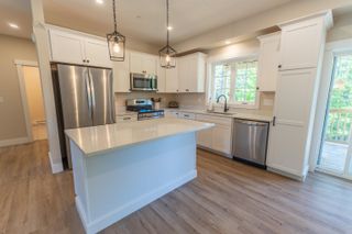 48 Beaver Brook Way # B, Pelham, NH 03076