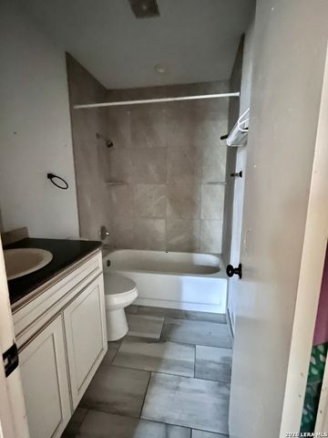 11331 Jarbo Pass, San Antonio, TX 78245