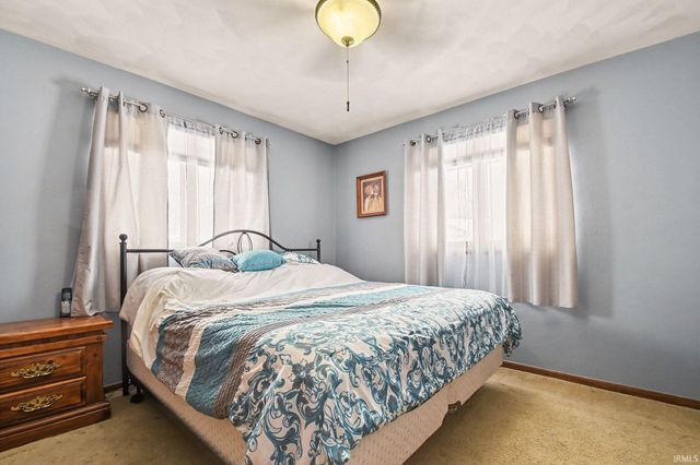 26526 Clyde Court, South Bend, IN 46619