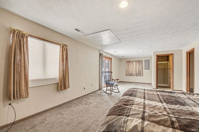 26526 Clyde Court, South Bend, IN 46619