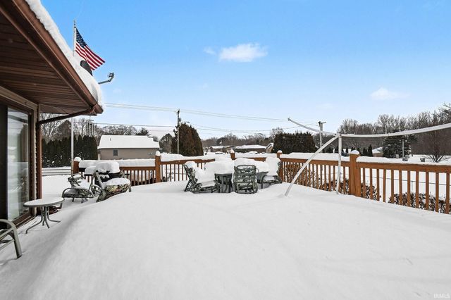 26526 Clyde Court, South Bend, IN 46619