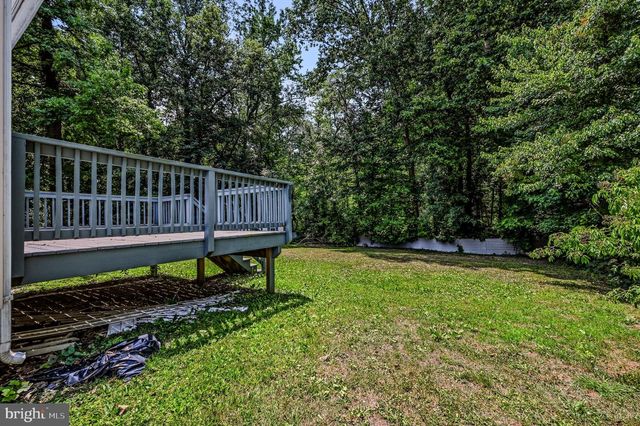 18 ARDSLEY CIR, Dover, DE 19904