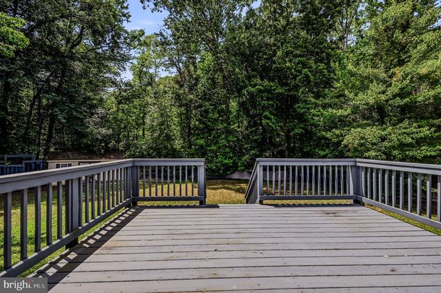 18 ARDSLEY CIR, Dover, DE 19904