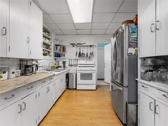 2724 NW 19th Ave, Miami, FL 33142