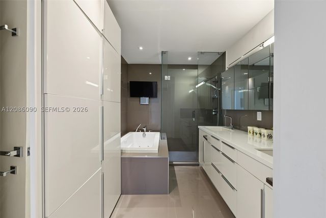 16500 Collins Ave 2654, Sunny Isles Beach, FL 33160