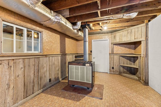 1283 Bandy Rd, Ashland City, TN 37015