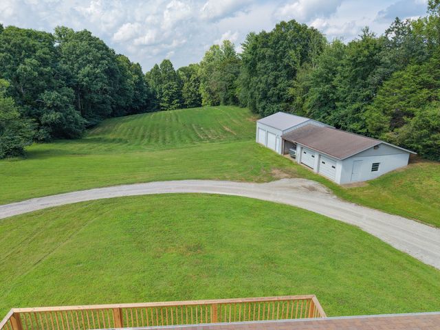 1283 Bandy Rd, Ashland City, TN 37015