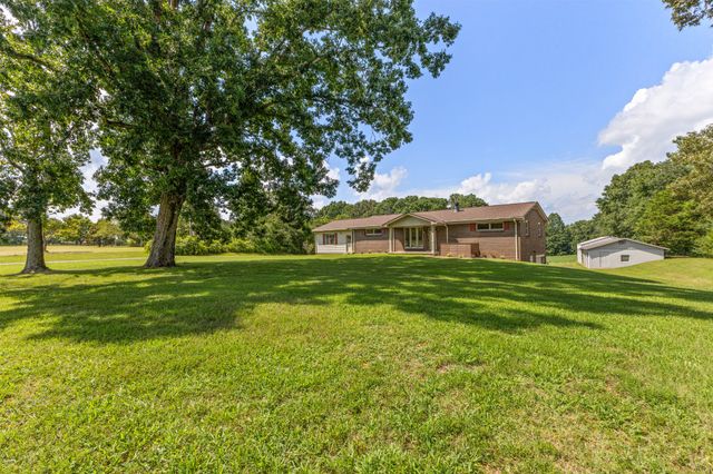 1283 Bandy Rd, Ashland City, TN 37015