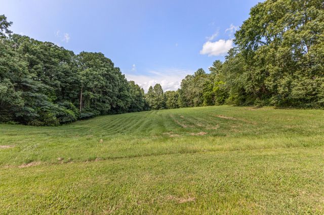 1283 Bandy Rd, Ashland City, TN 37015