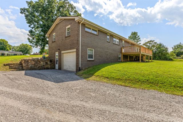 1283 Bandy Rd, Ashland City, TN 37015