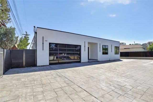 17418 San Jose, Los Angeles, CA 91344