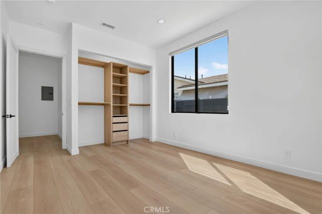 17418 San Jose, Los Angeles, CA 91344