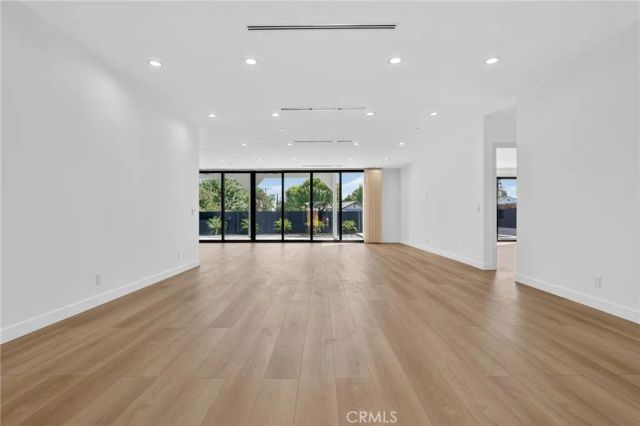 17418 San Jose, Los Angeles, CA 91344