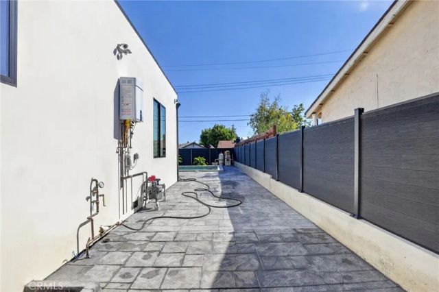 17418 San Jose, Los Angeles, CA 91344