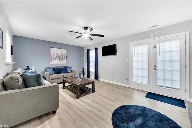 5632 Trafalgar ARCH, Portsmouth, VA 23703