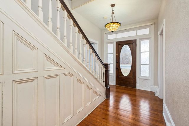 1681 NEW HOPE AND CRIMORA RD, Crimora, VA 24431