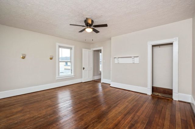 1681 NEW HOPE AND CRIMORA RD, Crimora, VA 24431