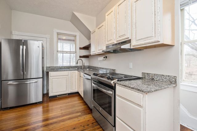 1681 NEW HOPE AND CRIMORA RD, Crimora, VA 24431