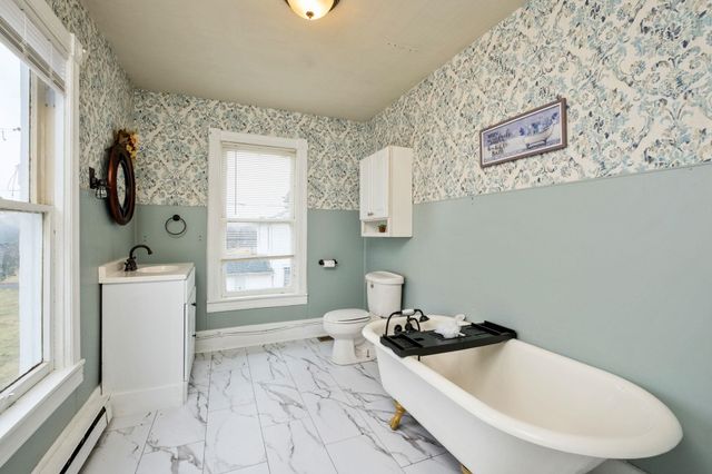 1681 NEW HOPE AND CRIMORA RD, Crimora, VA 24431