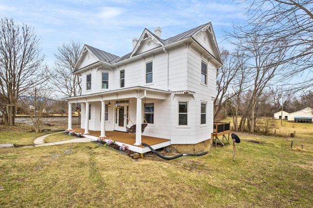 1681 NEW HOPE AND CRIMORA RD, Crimora, VA 24431