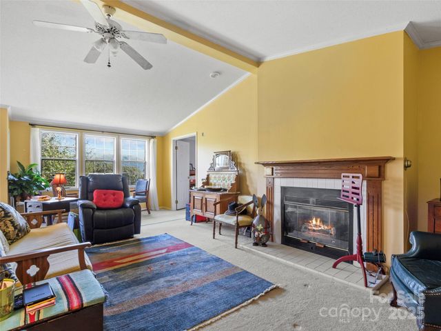 35 Mountaineer Lane 8, Burnsville, NC 28714
