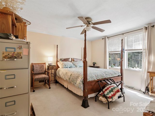 35 Mountaineer Lane 8, Burnsville, NC 28714