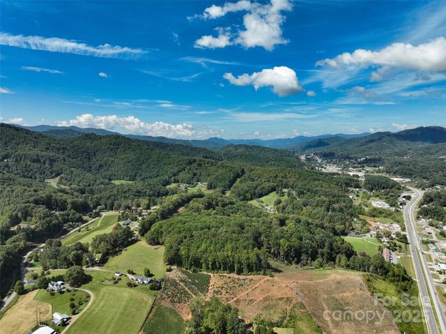 35 Mountaineer Lane 8, Burnsville, NC 28714