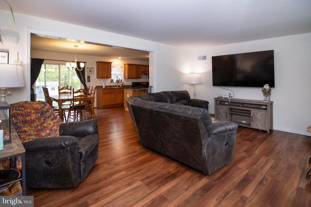 31 DAWSON DR, Bridgeton, NJ 08302