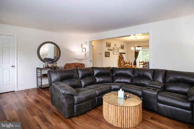31 DAWSON DR, Bridgeton, NJ 08302