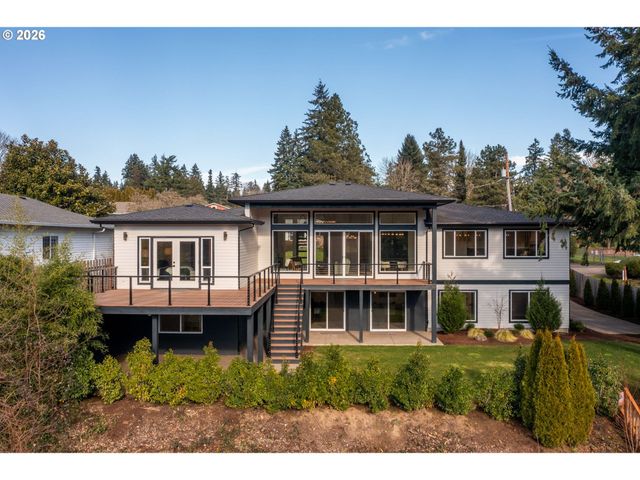 19697 Se COTTONWOOD St, Milwaukie, OR 97267