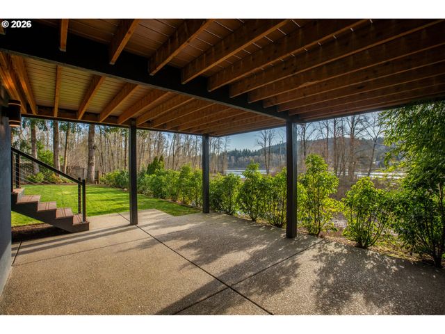 19697 Se COTTONWOOD St, Milwaukie, OR 97267