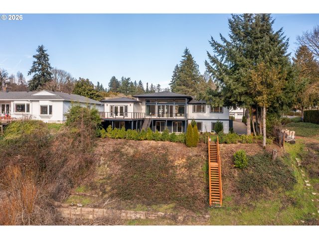 19697 Se COTTONWOOD St, Milwaukie, OR 97267
