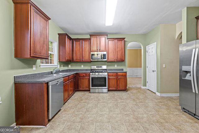 2120 Dartmouth Court, Mcdonough, GA 30253