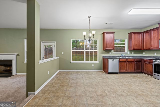 2120 Dartmouth Court, Mcdonough, GA 30253