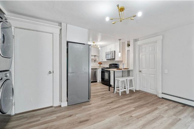 320 Cedar Street, Manchester, NH 03013