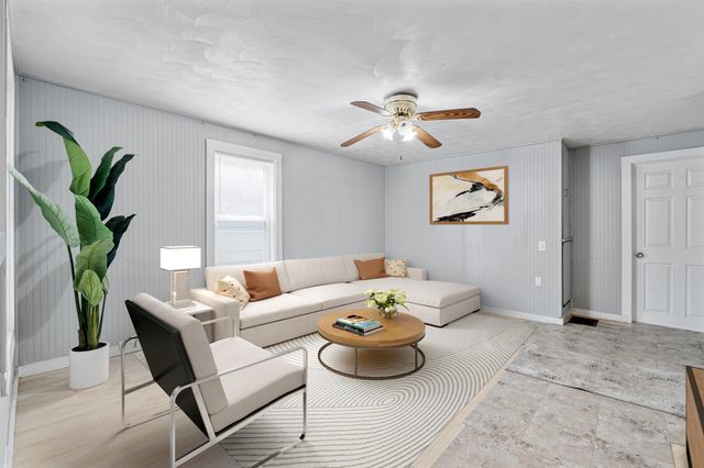 320 Cedar Street, Manchester, NH 03013