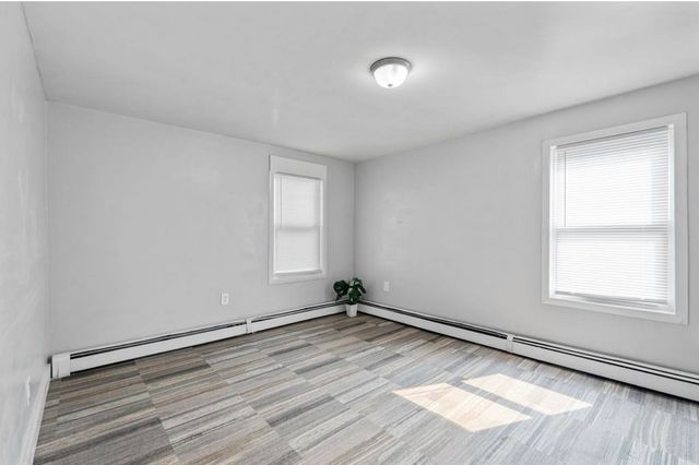 320 Cedar Street, Manchester, NH 03013