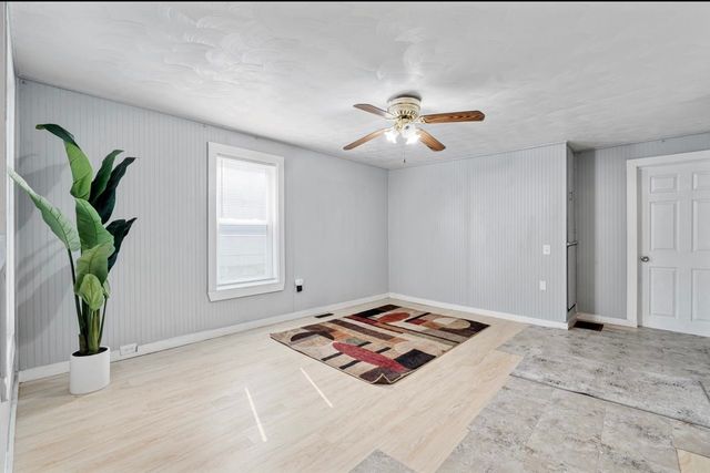 320 Cedar Street, Manchester, NH 03013