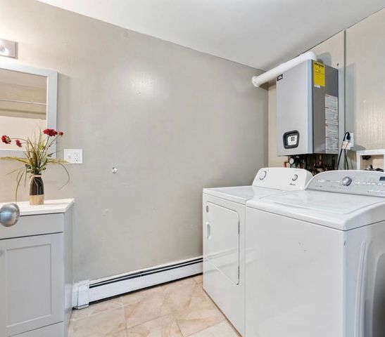 320 Cedar Street, Manchester, NH 03013