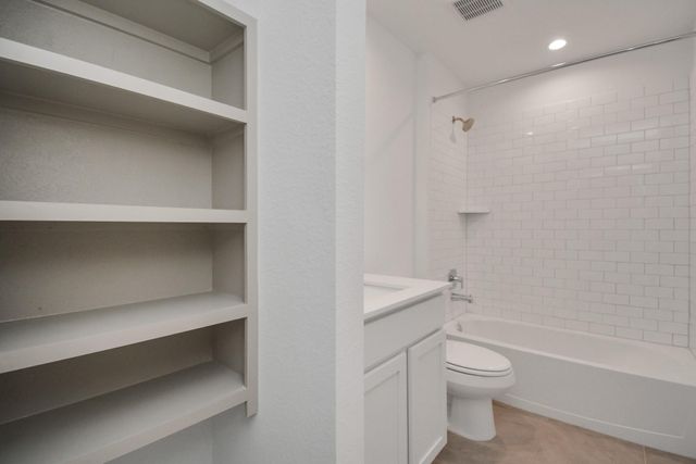 7731 Suffolk Valley Lane, Rosharon, TX 77583