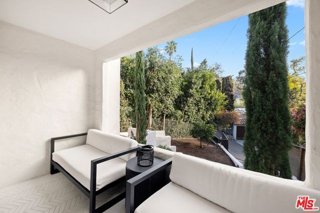 8061 Woodland Lane, Los Angeles, CA 90046